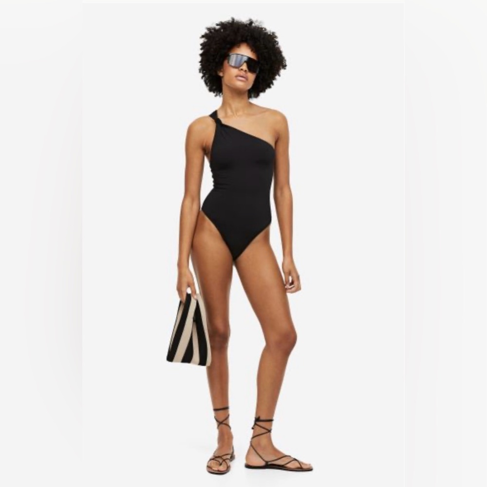 NWT H&M Swimsuit, One Shoulder, Black, Size Large